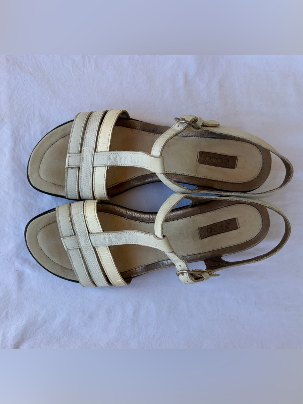 Ecco Women’s Beige Leather T-Strap Sandals